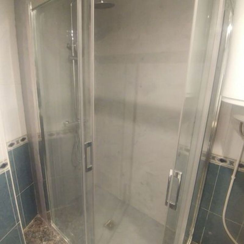 Baño en microcemento de CementDecor