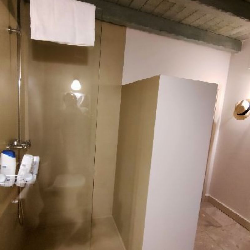 Ducha realizada en microcemento de CemetDecor